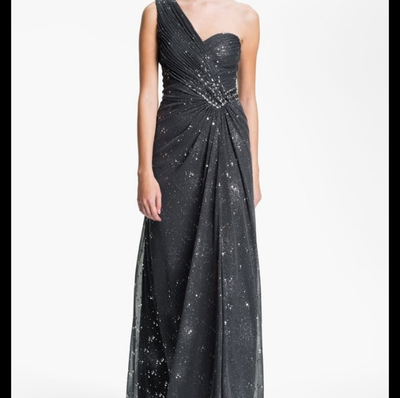 cachet dresses canada